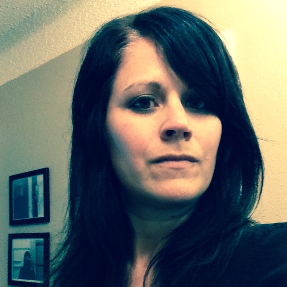 Meet your Posher, Elissa